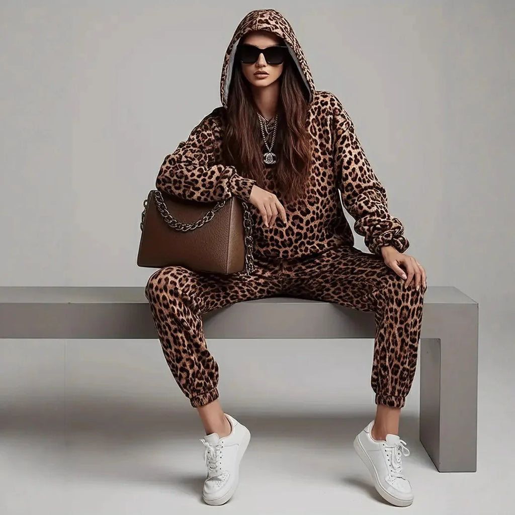 Casual Leopard Print Two-Piece Set Long Sleeve Cuffed Pants Fashionable Autumn Spring Collection Street Style Polyester