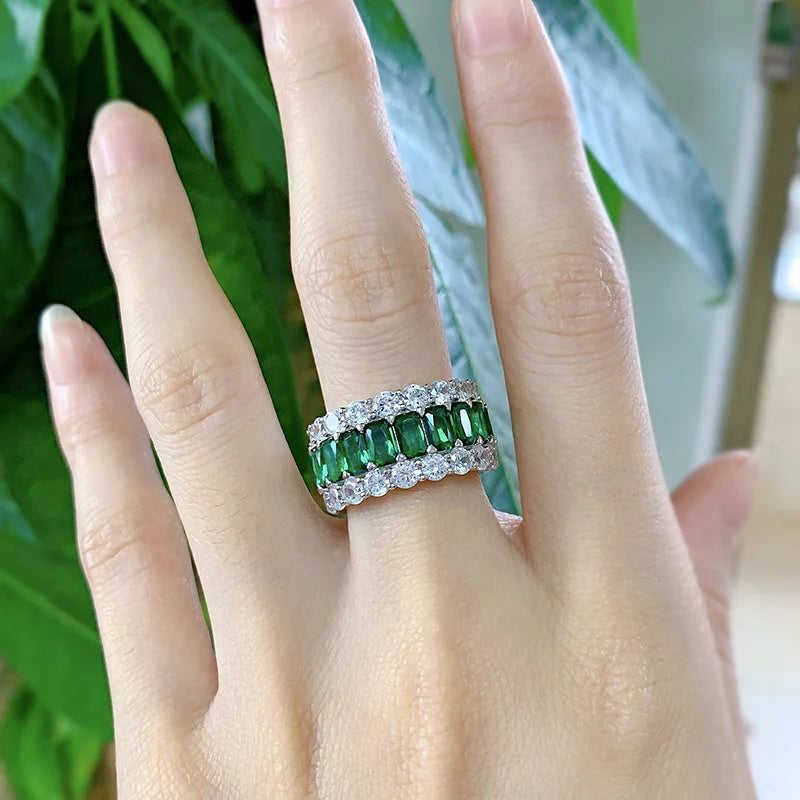 925 Sterling Silver Emerald Simulated Moissanite Ring