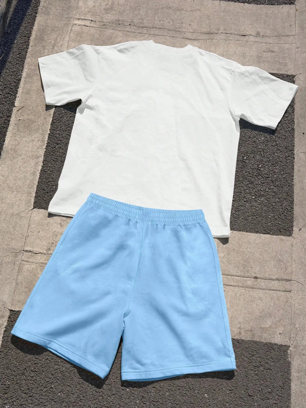 Men's Short-Sleeved Set with 3D Animated Pattern Print for Street Casual Fashion with Breathable Design