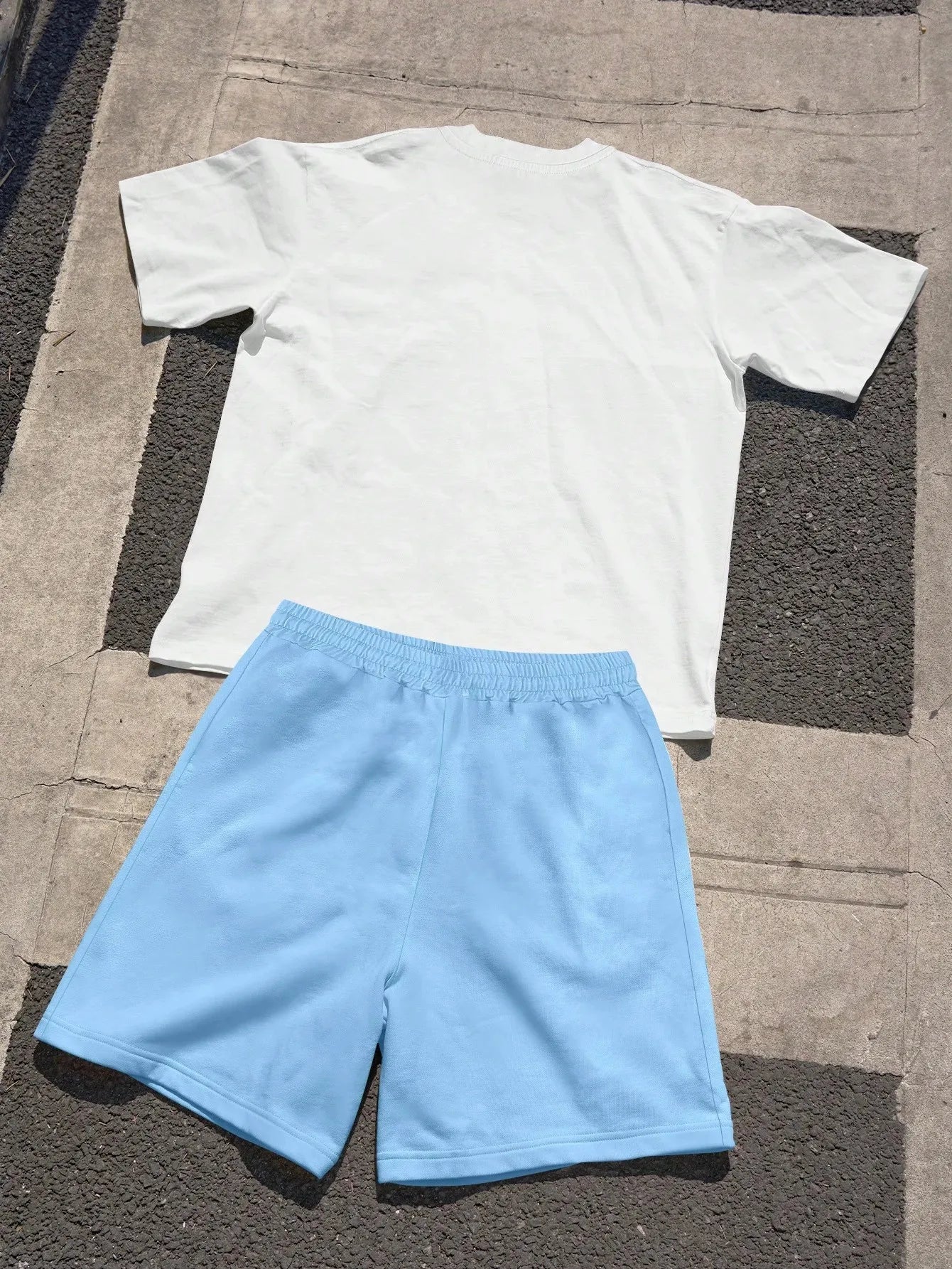 Men's Short-Sleeved Set with 3D Animated Pattern Print for Street Casual Fashion with Breathable Design
