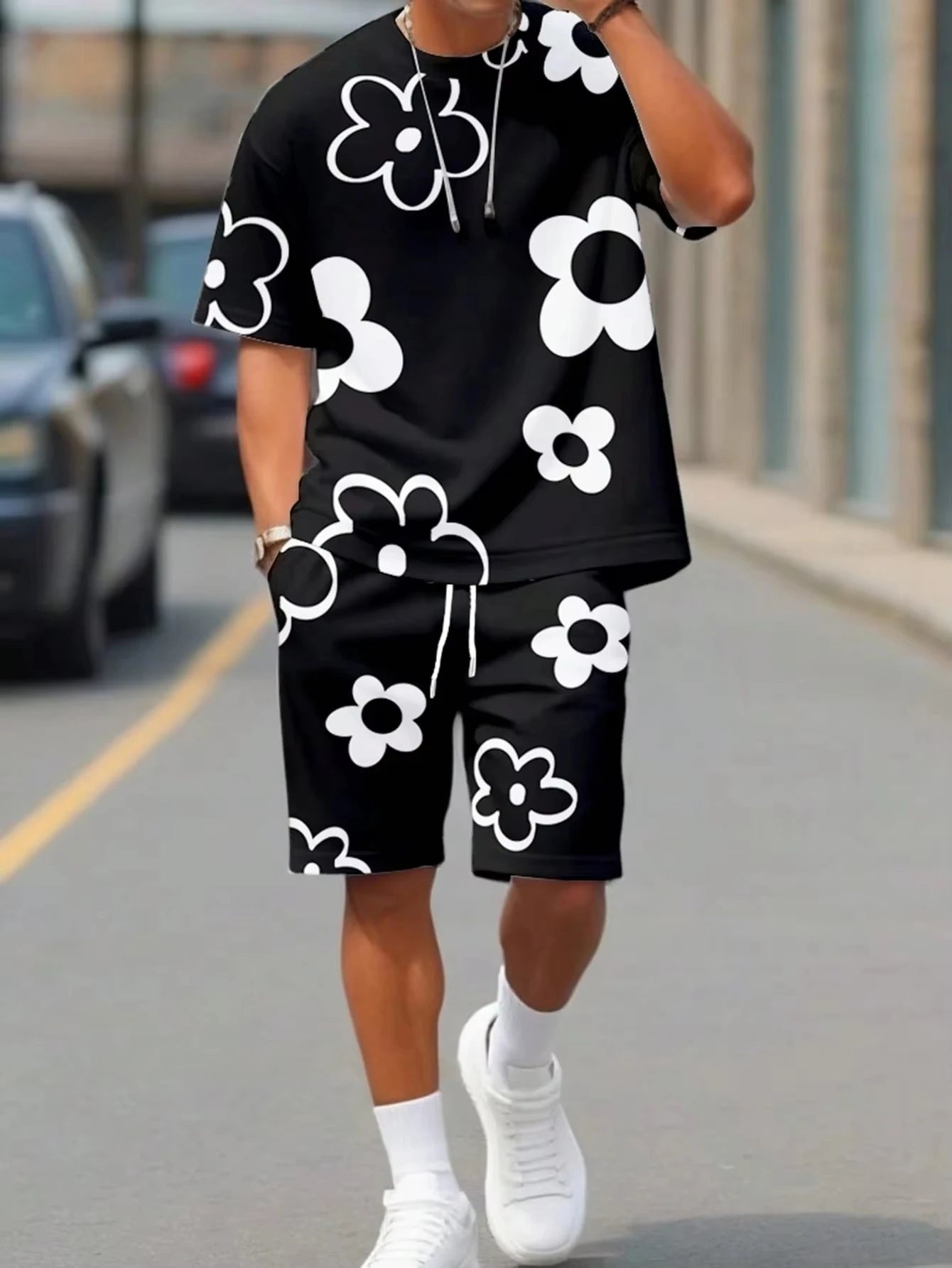 Men's Retro Minimalist Printed Street Fashion T-shirt and Shorts Set  Sports and Casual Breathable Quick Drying Set